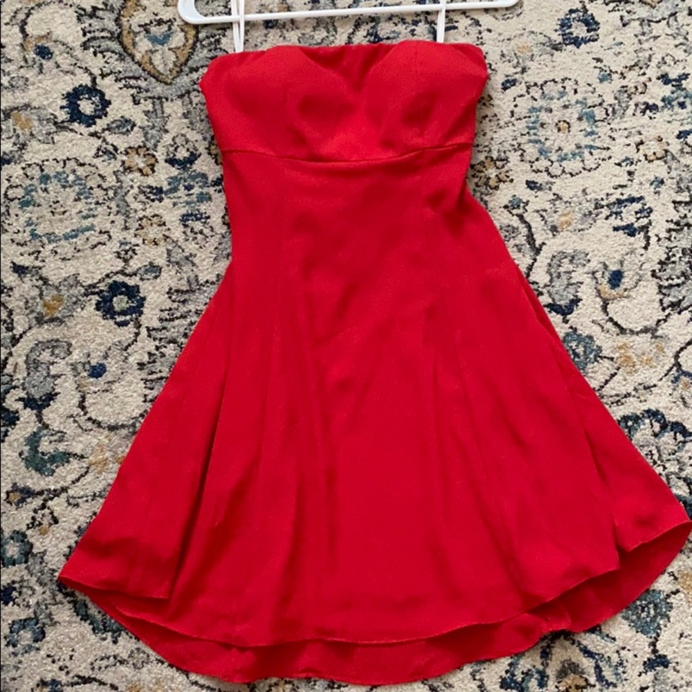 Minuet Red Strapless Dress